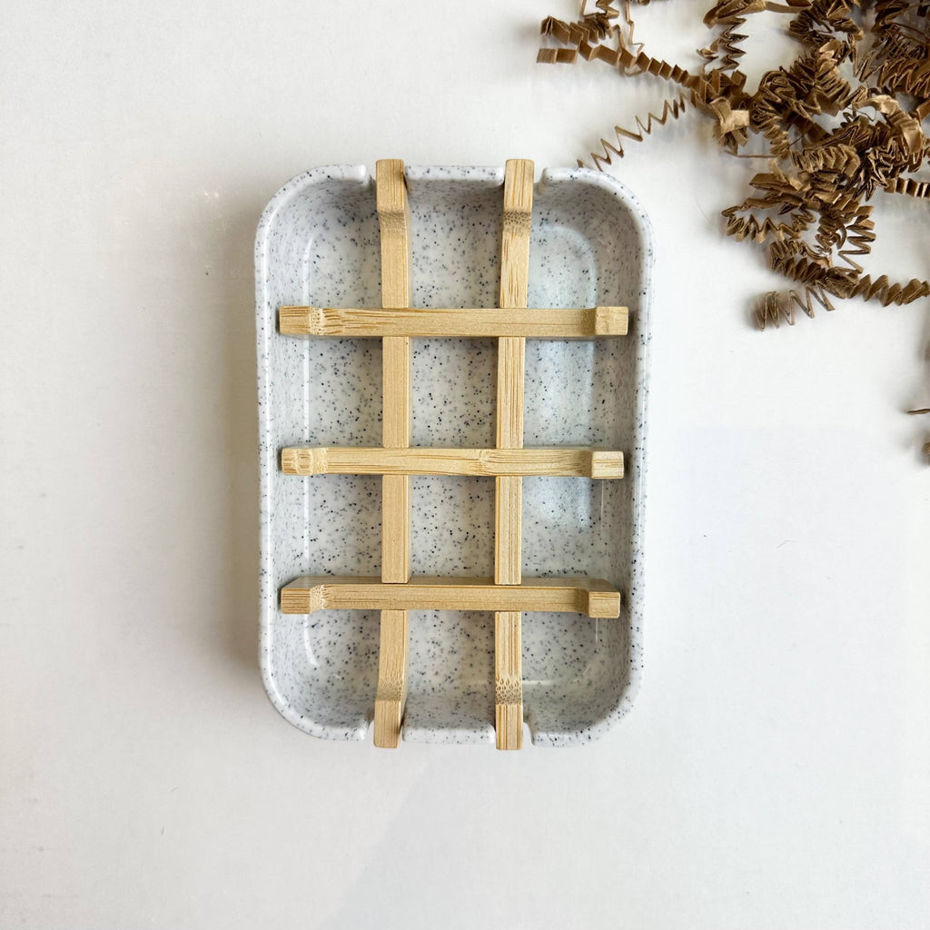 Eco - Friendly Bamboo Soap Dish with Removable Cornstarch Drainage Insert - EcoElara