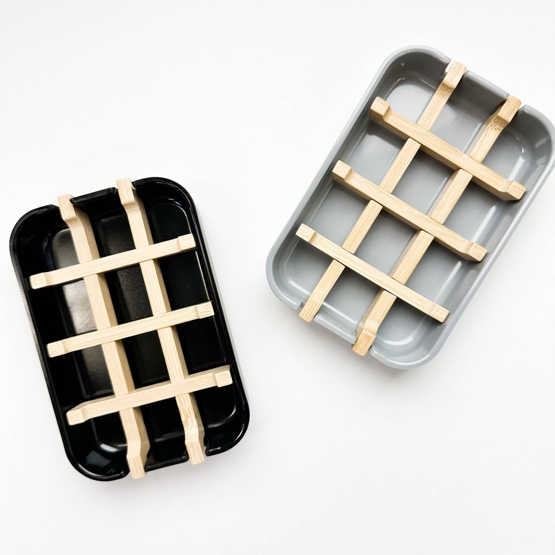 Eco - Friendly Bamboo Soap Dish with Removable Cornstarch Drainage Insert - EcoElara