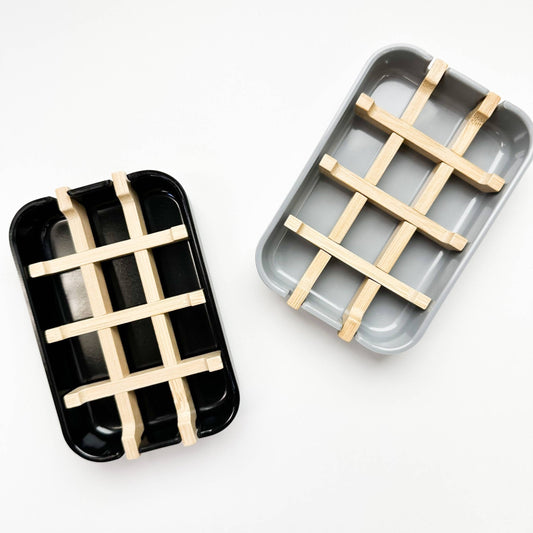 Eco - Friendly Bamboo Soap Dish with Removable Cornstarch Drainage Insert - EcoElara